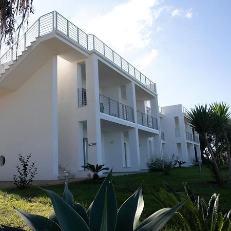 Costa Degli Dei Resort Capo Vaticano Exterior foto