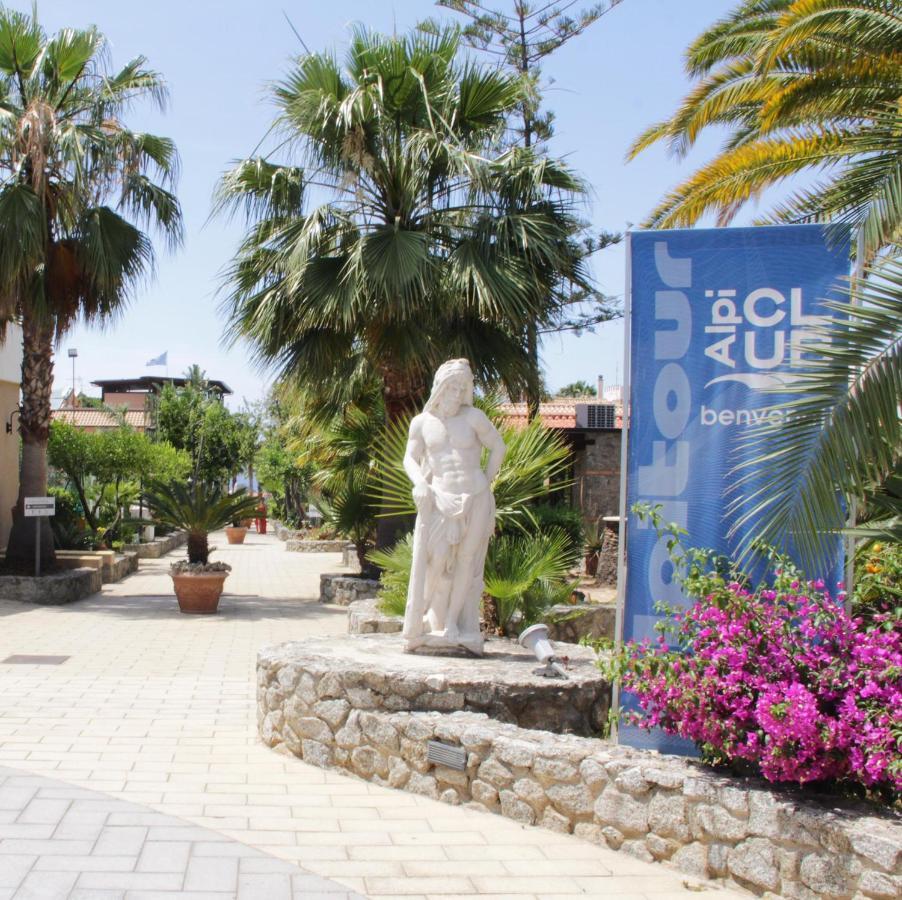 Costa Degli Dei Resort Capo Vaticano Exterior foto